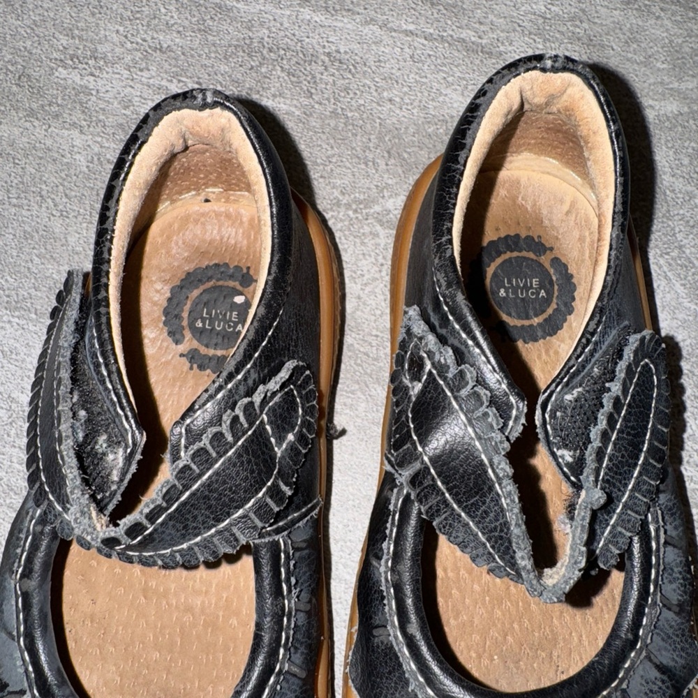 Livie & Luca Black Ruched Mary Jane size 8